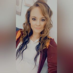 Meet your Posher, Kelli